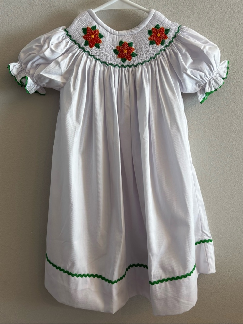 3 Little Chickens White Puffed-Sleeve Smocked Dress Poinsettia Embroidery 2T
